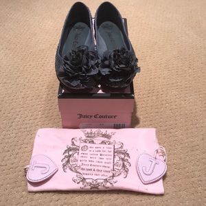 Juicy Couture flats